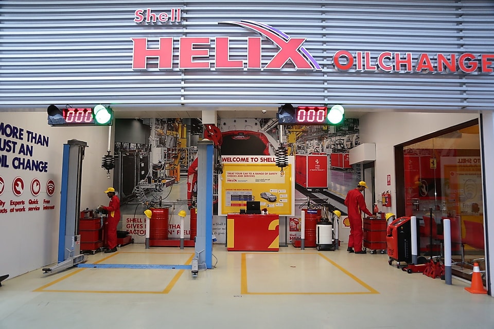 The fastest oil change facility