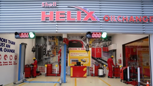 The fastest oil change facility
