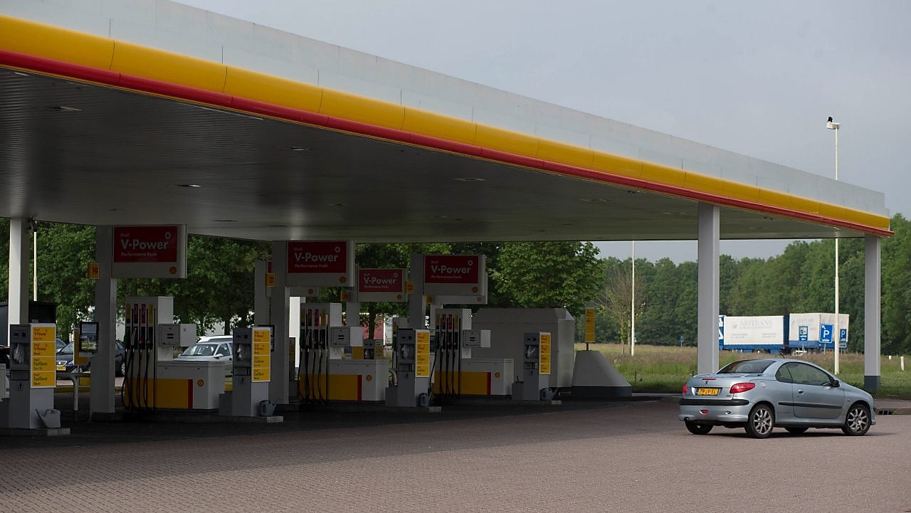 Shell fuel station