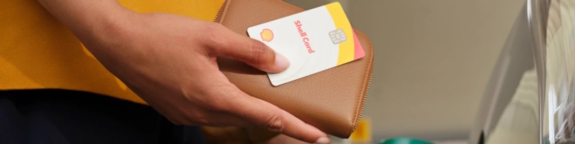 Customer with Shell Card